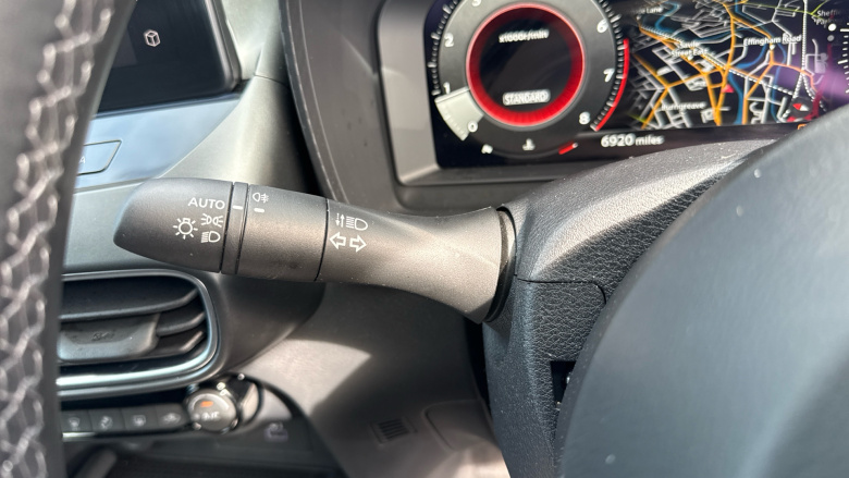 Nissan Juke 1.0 DiG-T N-Connecta 5dr Petrol Hatchback